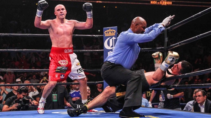 Glowacki Instant Player Amongst Cruisers